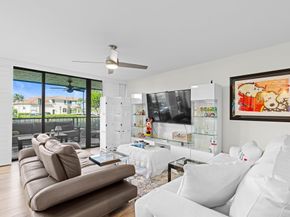 899 Jeffery Street 112, Boca Raton FL 33487