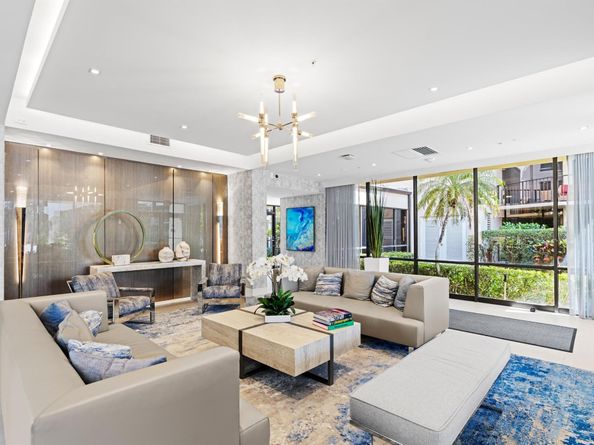 899 Jeffery Street 112, Boca Raton FL 33487