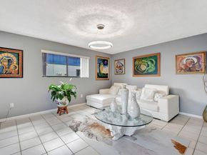 4582 Holly Lake Drive, Lake Worth FL 33463