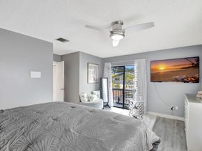 4582 Holly Lake Drive, Lake Worth FL 33463