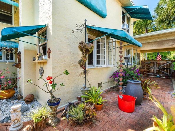 728 Avon Road, West Palm Beach FL 33401