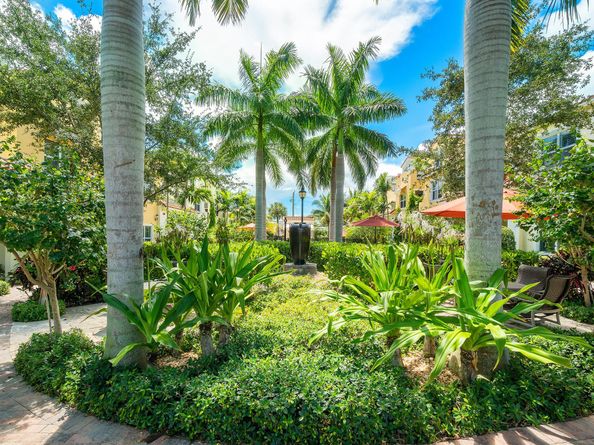 3620 S Dixie Highway 240, West Palm Beach FL 33405
