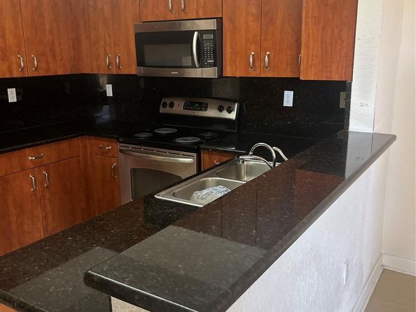 11473 NW 81st Ln 11473, Miami FL 33178