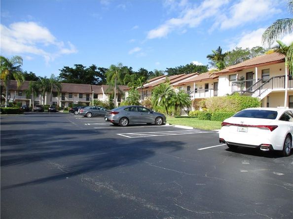 22124 Palms Way 206, Boca Raton FL 33433