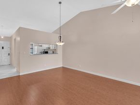 22124 Palms Way 206, Boca Raton FL 33433