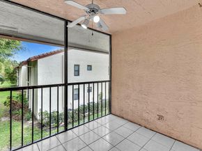 22124 Palms Way 206, Boca Raton FL 33433