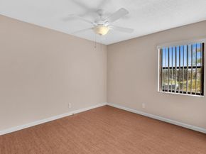 22124 Palms Way 206, Boca Raton FL 33433