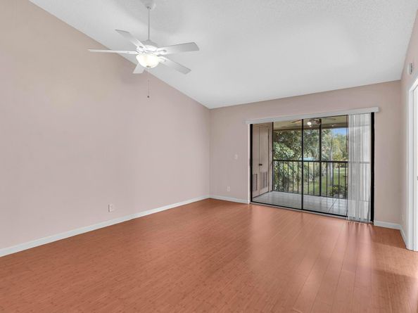 22124 Palms Way 206, Boca Raton FL 33433