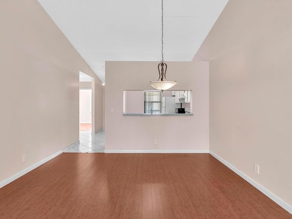 22124 Palms Way 206, Boca Raton FL 33433