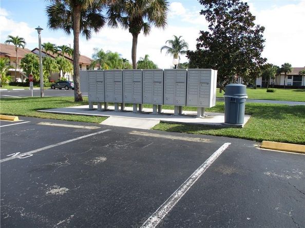 22124 Palms Way 206, Boca Raton FL 33433