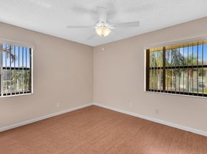 22124 Palms Way 206, Boca Raton FL 33433