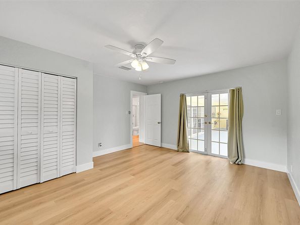 1480 SW 66th Ter, Plantation FL 33317
