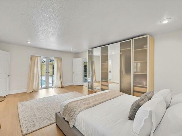 1480 SW 66th Ter, Plantation FL 33317