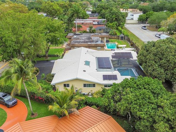 1480 SW 66th Ter, Plantation FL 33317