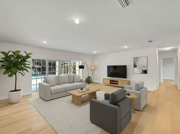 1480 SW 66th Ter, Plantation FL 33317