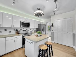 1480 SW 66th Ter, Plantation FL 33317