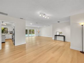 1480 SW 66th Ter, Plantation FL 33317