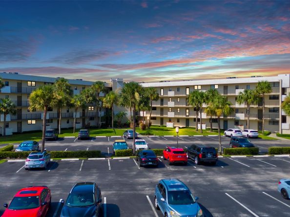 2440 Deer Creek Country Club Blvd 204C, Deerfield Beach FL 33442