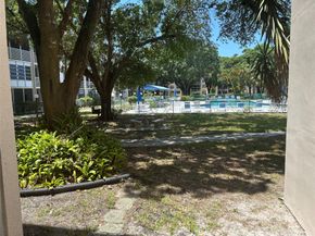 2601 NW 48th Ter 143, Lauderdale Lakes FL 33313