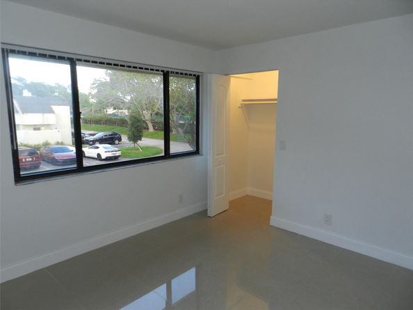 73 Deer Creek Rd 103, Deerfield Beach FL 33442
