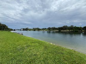 336 Golfview Road 706, North Palm Beach FL 33408