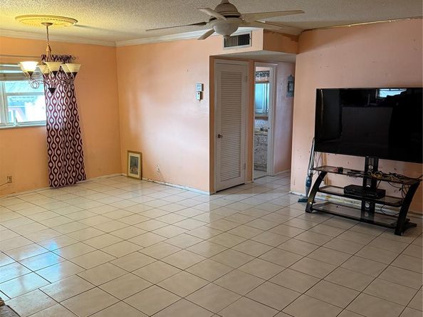 Undisclosed Address #FX-10513173, Hollywood FL 33021