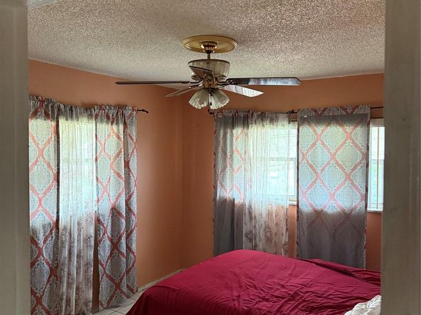 Undisclosed Address #FX-10513173, Hollywood FL 33021