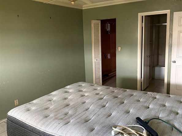 Undisclosed Address #FX-10513173, Hollywood FL 33021