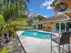 9811 NW 53rd Ct, Coral Springs FL 33076