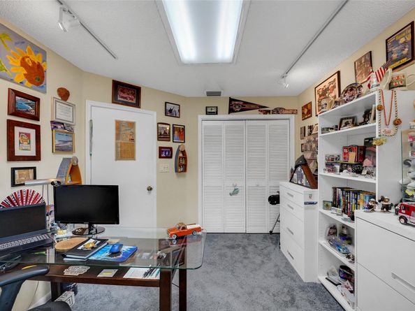 9811 NW 53rd Ct, Coral Springs FL 33076