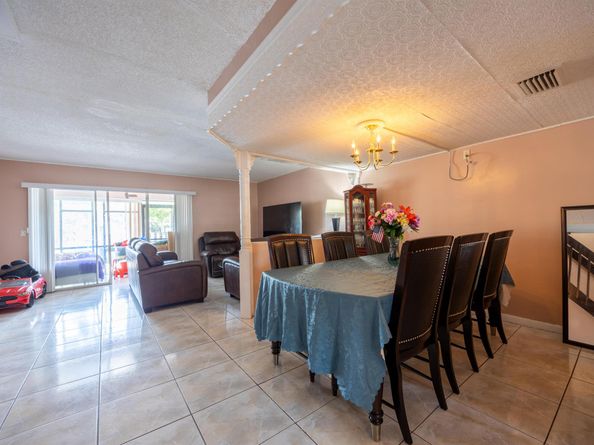 5117 W Society Place W C, West Palm Beach FL 33415