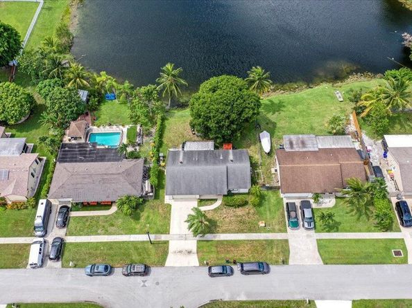 9893 Liberty Road, Boca Raton FL 33434
