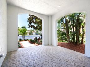 6484 Paradise Cove, West Palm Beach FL 33411