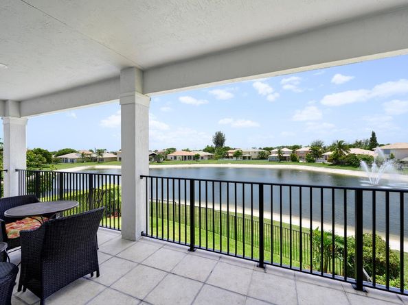 6484 Paradise Cove, West Palm Beach FL 33411