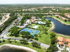 6484 Paradise Cove, West Palm Beach FL 33411
