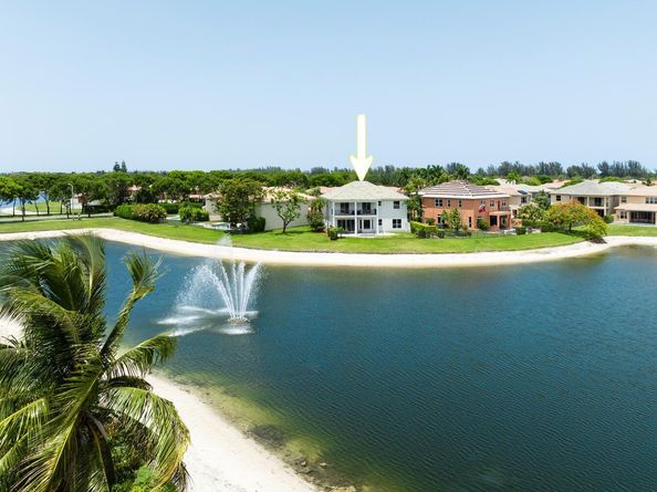6484 Paradise Cove, West Palm Beach FL 33411