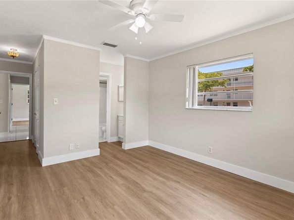 697 Ipswich St, Boca Raton FL 33487