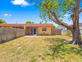697 Ipswich St, Boca Raton FL 33487
