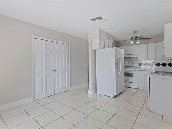 697 Ipswich St, Boca Raton FL 33487