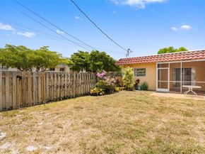 697 Ipswich St, Boca Raton FL 33487