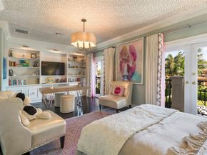 15 Pelican Dr, Fort Lauderdale FL 33301