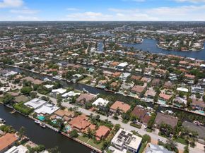 15 Pelican Dr, Fort Lauderdale FL 33301