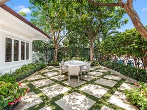 15 Pelican Dr, Fort Lauderdale FL 33301