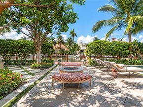 15 Pelican Dr, Fort Lauderdale FL 33301