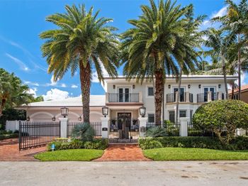 15 Pelican Dr