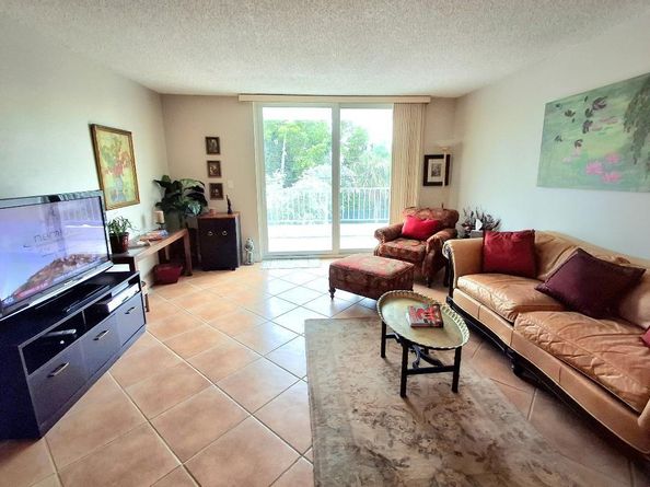 1421 S Ocean Blvd 206, Pompano Beach FL 33062