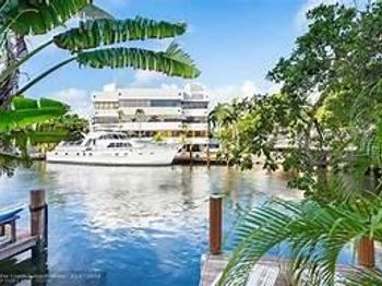 301 Isle Of Capri Dr