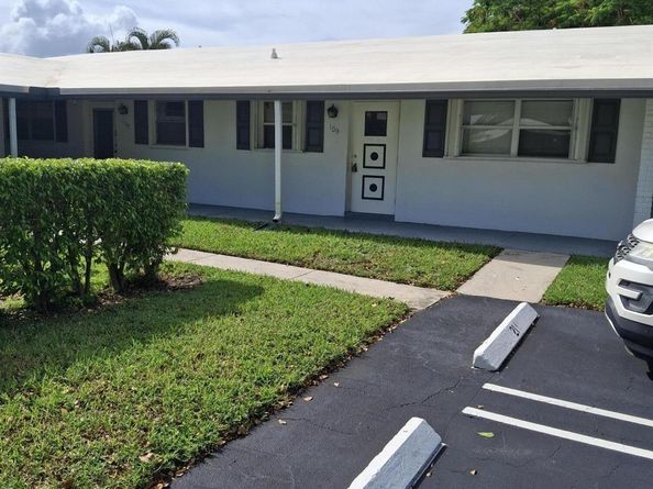 101 Leisure Lake Circle 109, Boynton Beach FL 33426