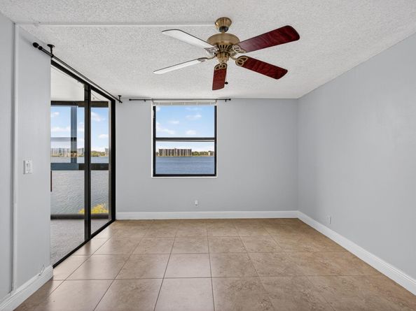 115 Lake Emerald Dr 403, Oakland Park FL 33309