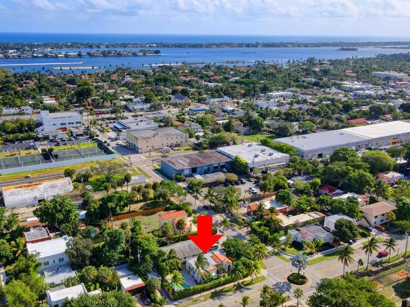 2118 Florida Avenue, West Palm Beach FL 33401